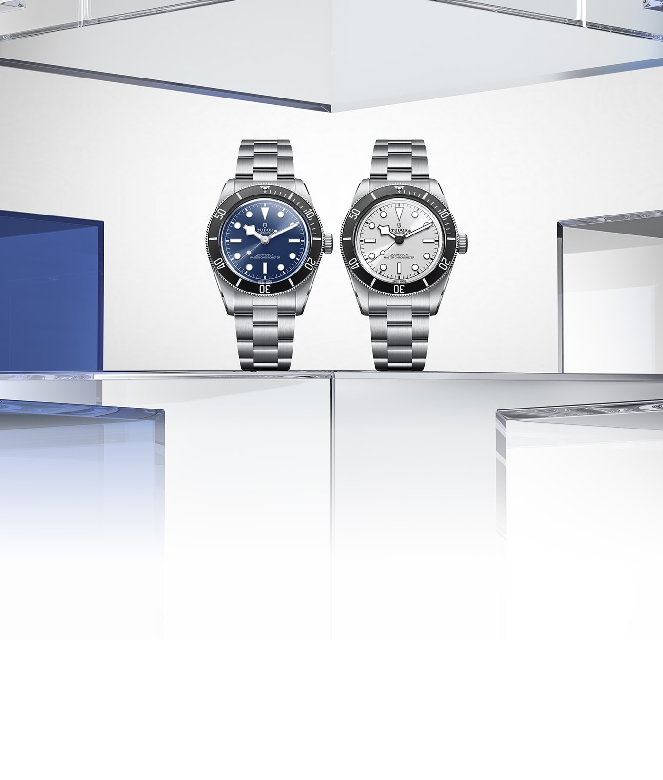 碧湾68型搭配蓝色及银色表盘