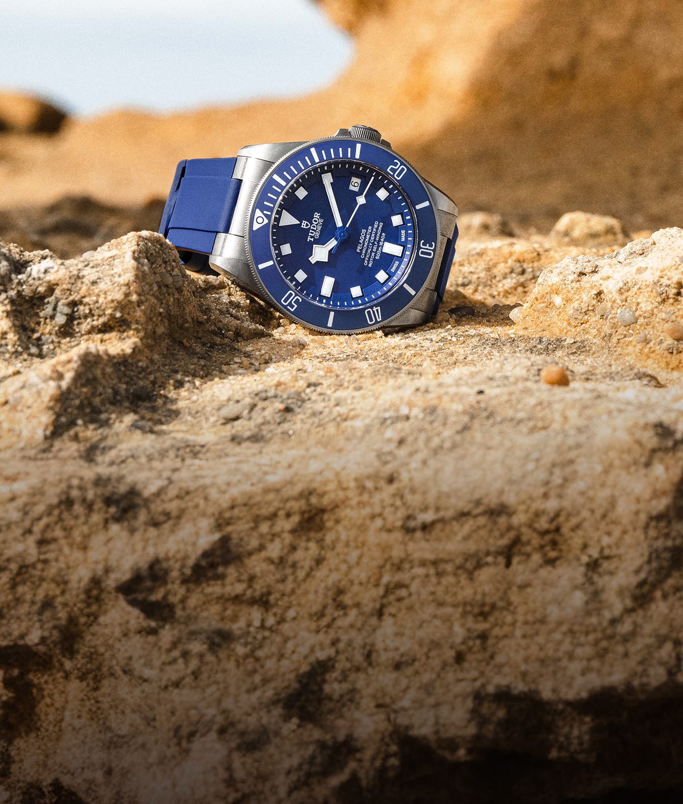 搭配蓝色表盘的领潜型腕表