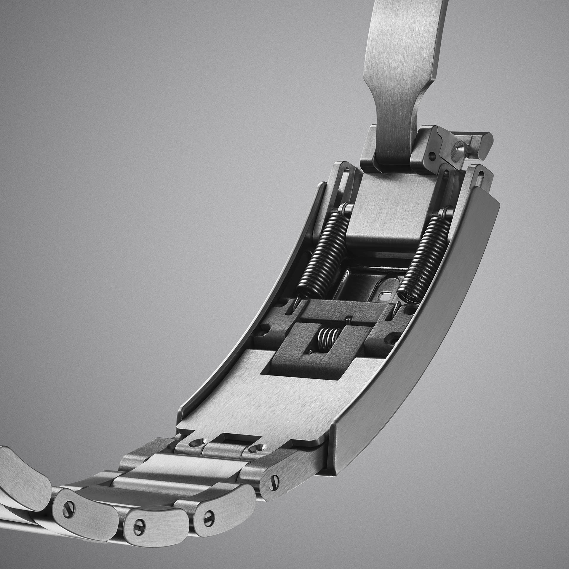 Pelagos Ultra titanium bracelet
