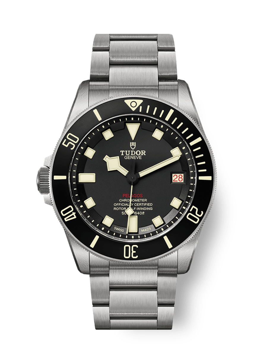 Pelagos LHD Ceramic matt black disc Titanium bracelet