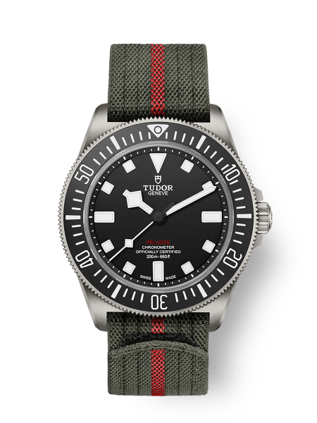 Pelagos FXD 42mm titanium case Green fabric strap with red band Black rubber strap